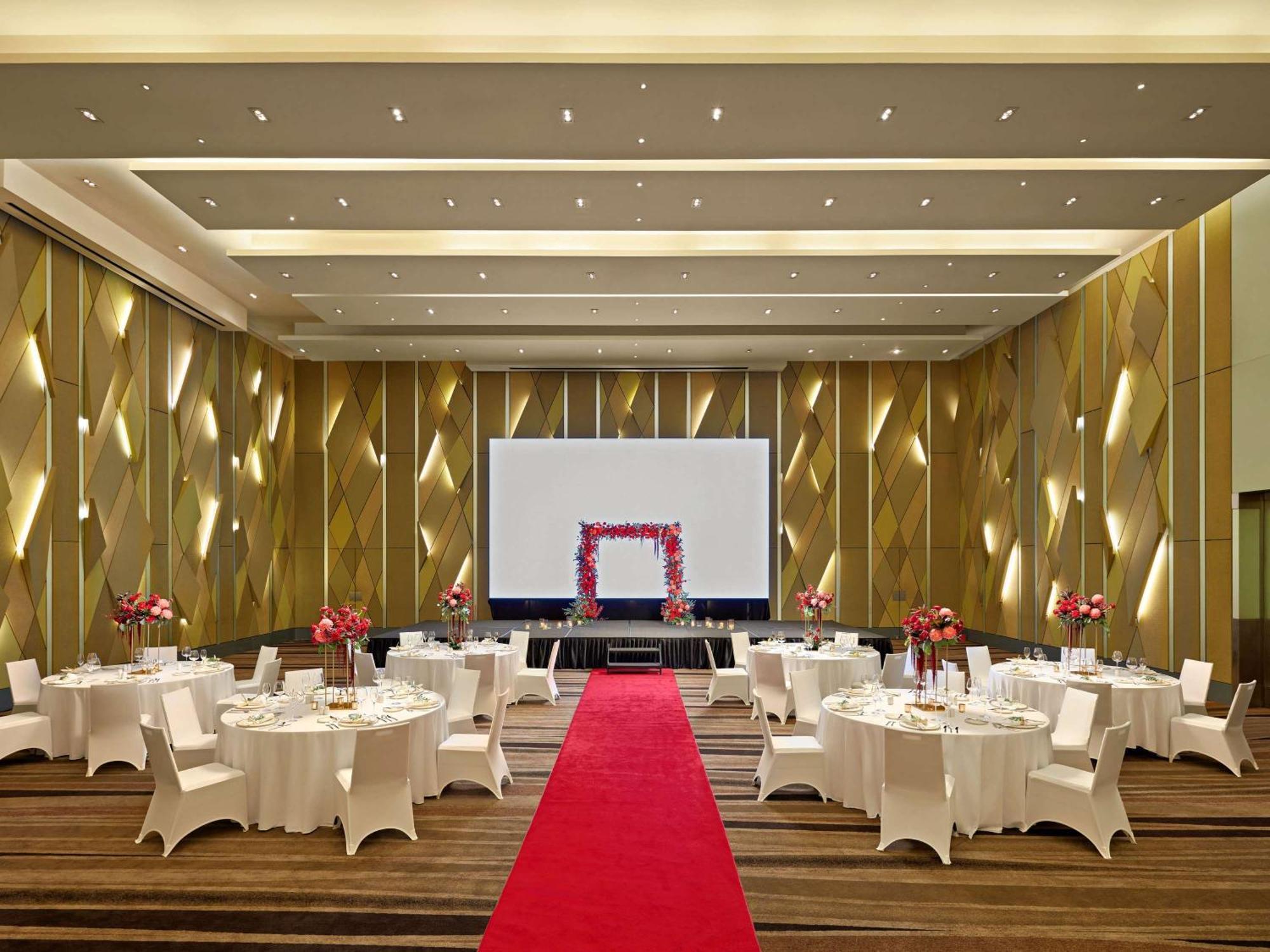 Novotel Danang Premier Han River Экстерьер фото